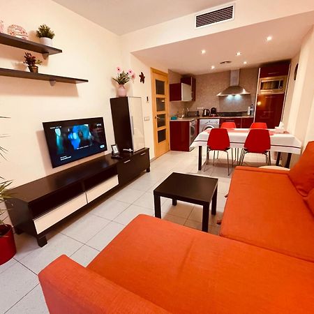 Relax Apartamento Playa Fenals Apartment โยเรตเดมาร์ ภายนอก รูปภาพ