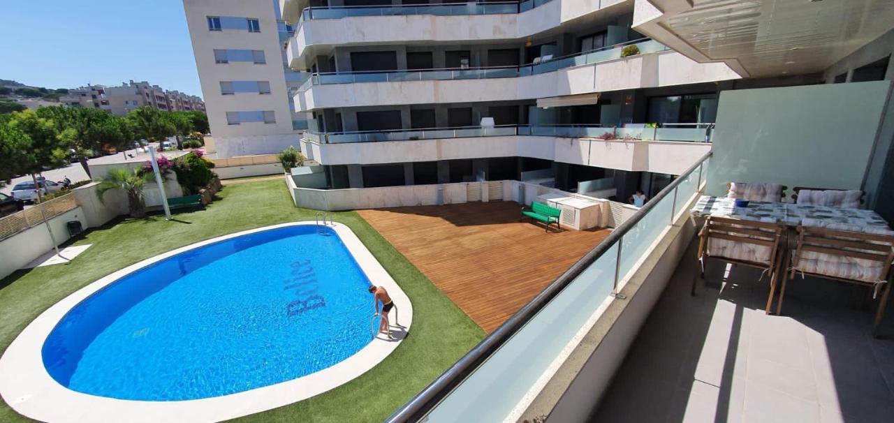 Relax Apartamento Playa Fenals โยเรตเดมาร์ ภายนอก รูปภาพ