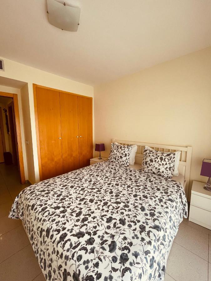 Relax Apartamento Playa Fenals โยเรตเดมาร์ ภายนอก รูปภาพ